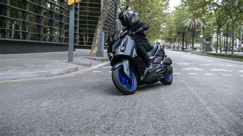 2024 Yamaha Xmax Guide • Total Motorcycle