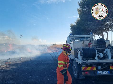 Vasto Incendio Divora Cespugli E Terreni Incolti A Quartu Fiamme