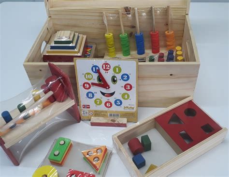 Kit Habilidades na Alfabetização Baú 10 Brinquedos Pedagógicos