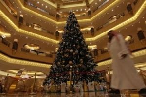 Emirates Palace shows off world’s most expensive Christmas tree | News ...