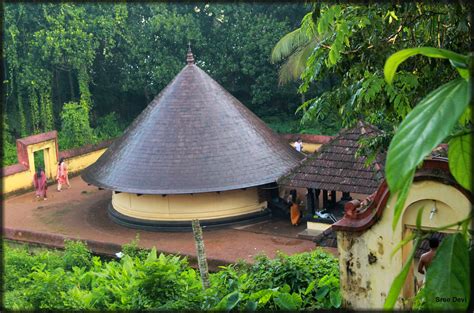 Kaviyoor Mahadevar Temple - Ancient Architecture in Kerala