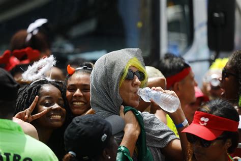 Fervo Da Lud Bate Recorde De P Blico Do Carnaval Milh O De