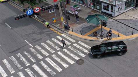 서울 경찰 슬기로운 우회전 운전 생활 강화 네이트 뉴스