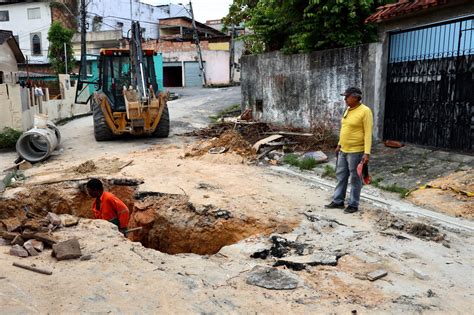 Informe Manaus Prefeitura Recupera Rede De Drenagem Profunda No