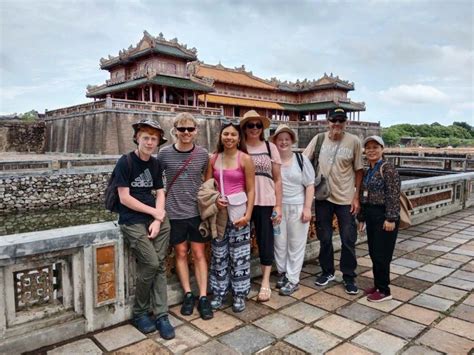 Hue Excursi N Por La Ciudad De Hue Grupo De Lujo M X Pax Con