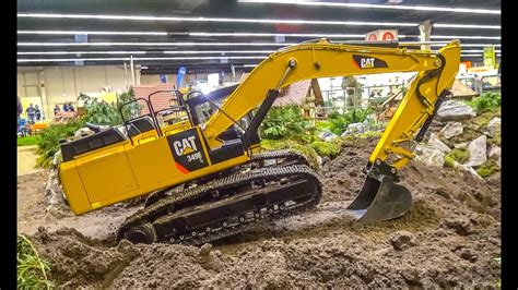 Kg Rc Excavator In Huge Scale R C Caterpillar Action Youtube