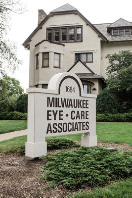 MILWAUKEE EYE CARE - 27 Photos & 21 Reviews - Optometrists - 1684 N ...