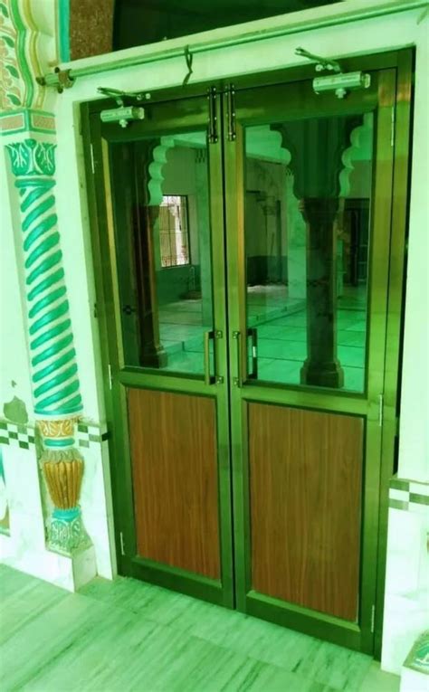 Aluminium Glass Hinged Double Door For Home Thickness 20mm Frame