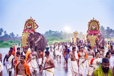 Flights give up runway for 5 hrs for tradition at Thiruvananthapuram