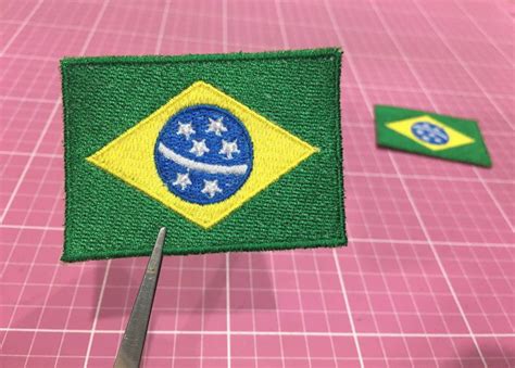 Patch Bordado Bandeira Do Brasil Termocolante Mini Cm