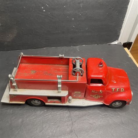 Vtg 1956 Tonka Toys No 5 TFD Pumper Fire Truck Pressed Steel Tin Engine