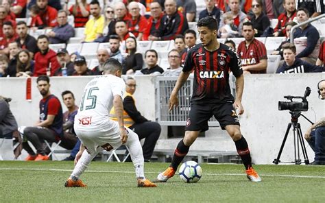 ATUAÇÕES Everaldo e Luciano se salvam em derrota do Fluminense Lance