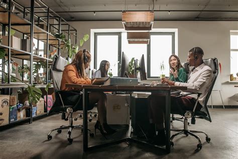 People Working in the Office · Free Stock Photo