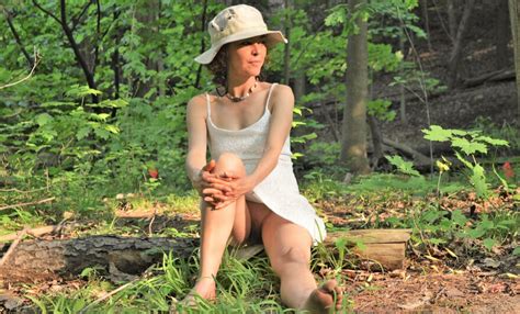 Wife Loves Getting Naked Outdoors 01 Porn Pic