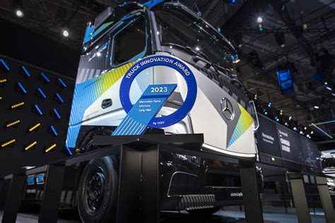 Mercedes Benz Eactros Longhaul Receives The 2023 Truck Innovation