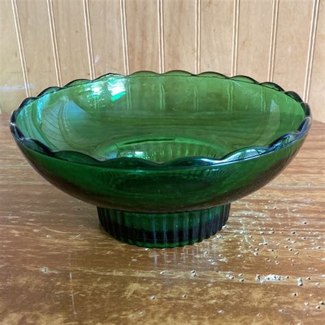 Eo Brody Co Accents Vintage Eo Brody Green Glass Scalloped Edge Bowl Poshmark