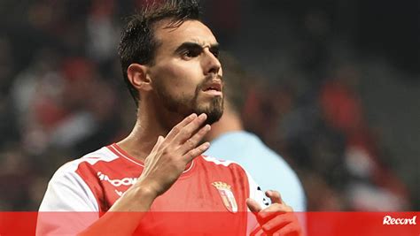 Málaga está ao corrente da oferta do Benfica por Ricardo Horta queixa