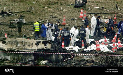 Concorde crash wreckage Paris Stock Photo - Alamy