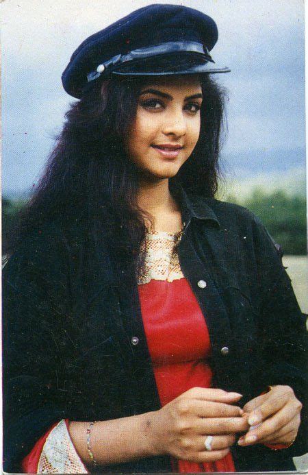 Divya Bharti Indian Bollywood Actress Beautiful Indian Actress