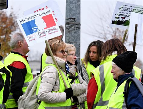 AIN En Images Il Y A Un An Trois Mille Gilets Jaunes Manifestaient