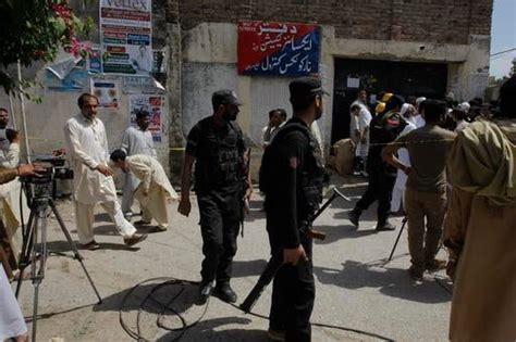 1 200 Year Old Hindu Temple In Pakistan Opened After Reclaiming From Illegal Occupants