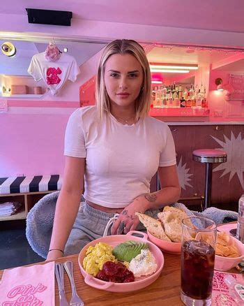 Kelly Vedovelli Kellyvedovelli Nude OnlyFans The Fappening Plus