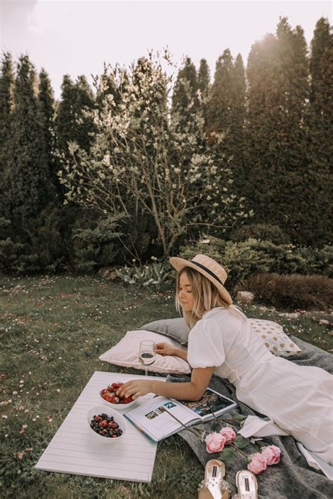 Picnic In The Garden Picnic Photography Picnic Photo Shoot Outdoor Photoshoot