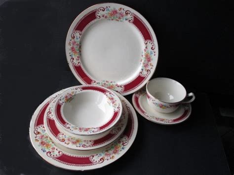 Lady Alice Majestic Brittany Place Set By Homer Laughlin China Co