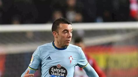 Liga Iago Aspas Perde La Testa E Butta A Terra Il Monitor Del Var Poi