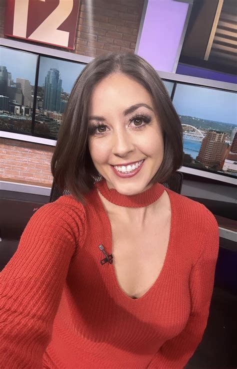 Cassy Arsenault Wkrc R Newswomen Hd