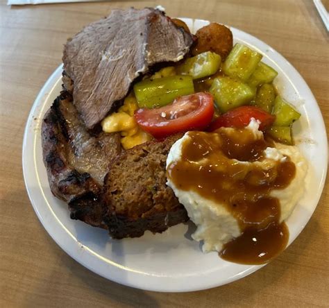 Golden Corral Lunch Hours And Buffet Menu With Prices 2023