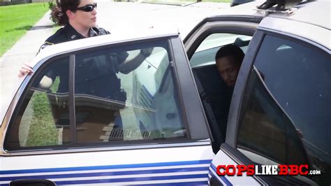 Suspect Is Banged In A Lonely Alley After Milf Cops Apprehend Him