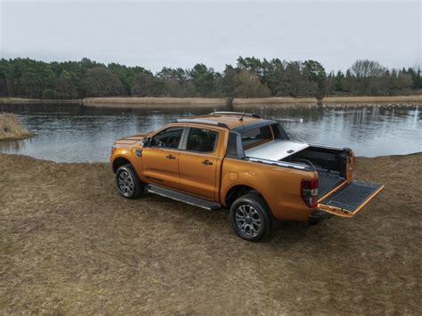 Cvnews 商業車誌新ford Ranger歐規正式推出，新20l柴油引擎能拉15部拖車