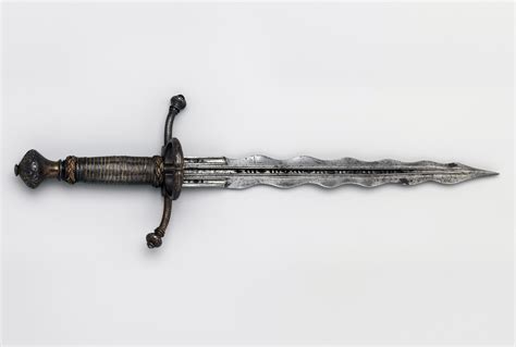 Flamberge Sword A 15th Century Weapon With A Flaming Blade Malevus