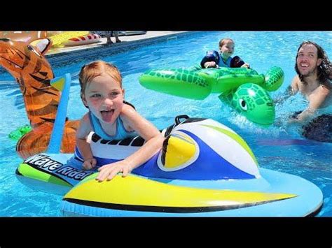 (218) FAMiLY POOL PARTY!! Adley & Niko Water Slide on inflatable ...