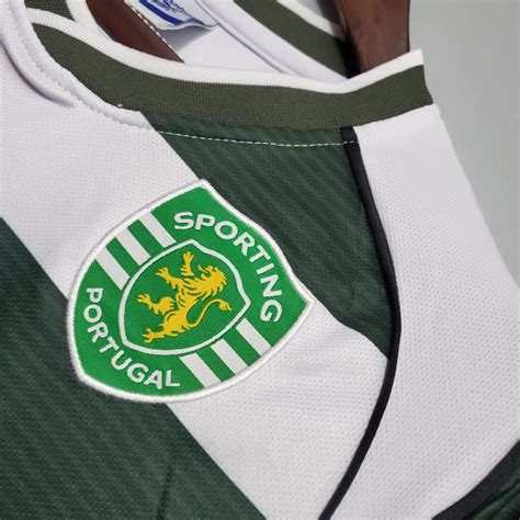 The Retro Kit | Sporting Lisbon 2001/2002 Home kit