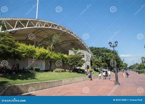 Open Air Auditorium And Water Fountain At Rizal Park In Manila ...