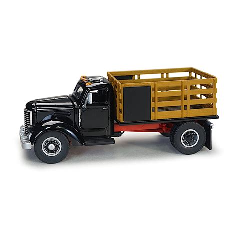 International Harvester KB-8 Skate Bed Diecast Truck