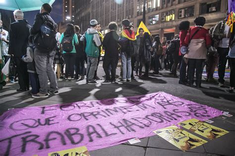 Mulheres Protestam Contra Feliciano E Pelo Fim Da Cultura Do Estupro Em