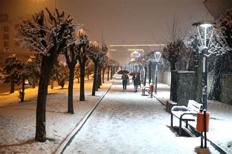 Bing L Ve Evresinde Ak Am Saatlerinde Kar Ya Etkili Oldu Haberler