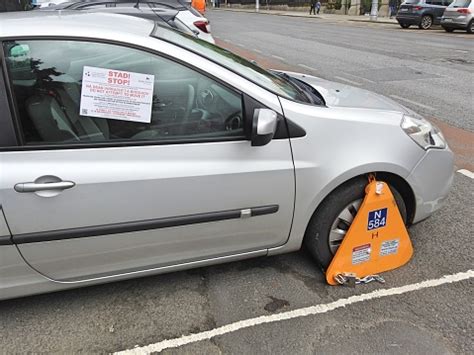 Car Clamping Stock Photo - Download Image Now - Authority, Capital ...