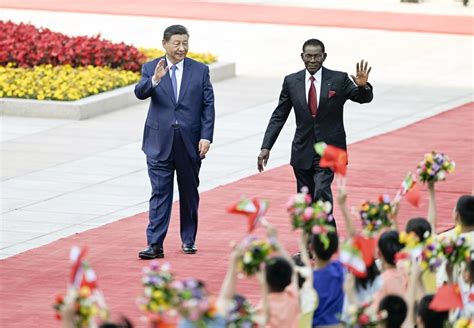 Chinese Equatorial Guinean Presidents Hold Talks Elevate Ties China