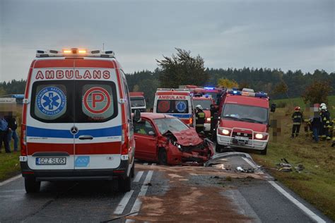 Śmiertelny wypadek na DK 25 w Obkasie Nie żyje 49 letni mieszkaniec