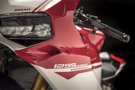 Ducati Reveals 1199 Panigale Superbike In Naked Photo Autoevolution