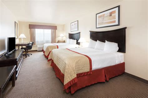 Baymont by Wyndham Perryton | Perryton, TX Hotels