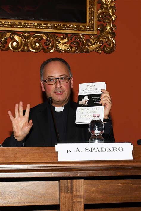 Chi C Era Alla Presentazione Del Nuovo Libro Di Padre Spadaro Su Papa