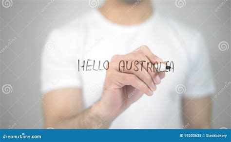 Hola Australia Escritura Del Hombre En La Pantalla Transparente Imagen