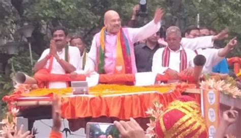 Kolkata Turns Saffron During Amit Shahs Road Show Despite All Attempts