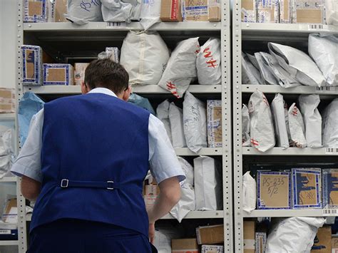 NEWSru.com :: В Минфине придумали новую схему взимания пошлин с покупок ...