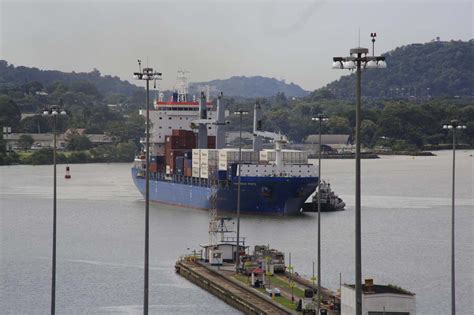 Expansión En El Canal De Panamá Más Tránsito De Buques Y Aumento En El